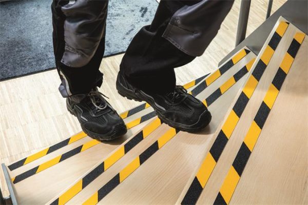 Csúszásgátló szalag, 2,5 cmx15 m, DURABLE "DURALINE®", sárga-fekete - Image 3